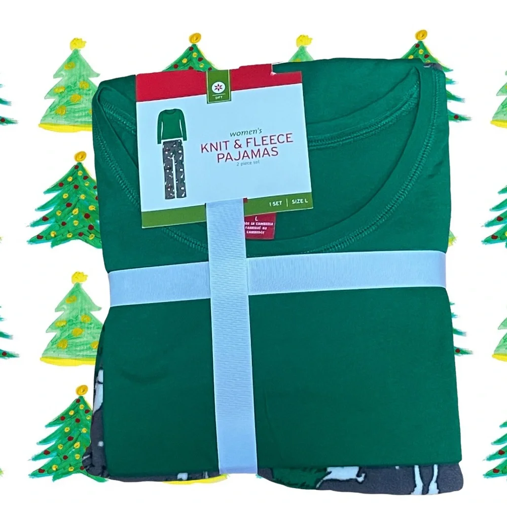 Target Christmas theme knit & fleece pajama set - Picture 2 of 4